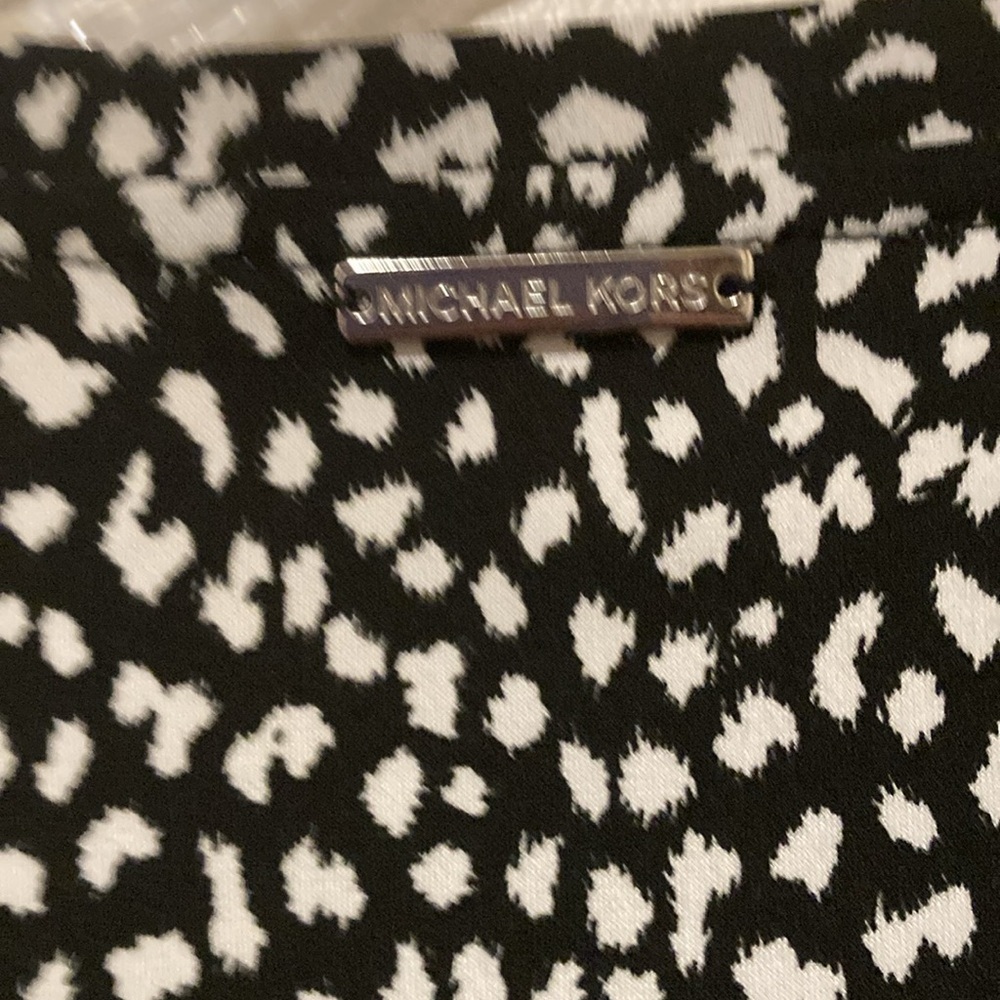 MICHAEL Michael Kors - Picture 3 of 7